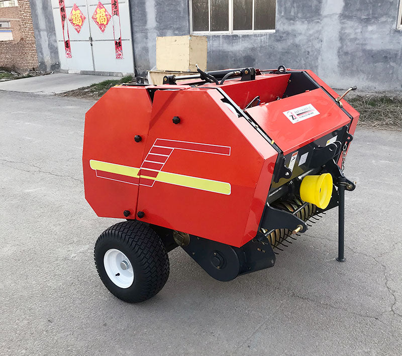 Rotopressa compatta AgriDolomiti RollBaler 1070