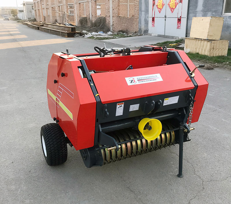 Rotopressa compatta AgriDolomiti RollBaler 1070