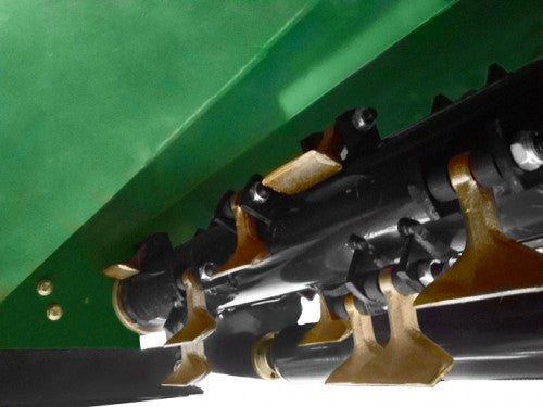 Trinciatrice leggera con terzo punto regolabile marca GEO modello EFM