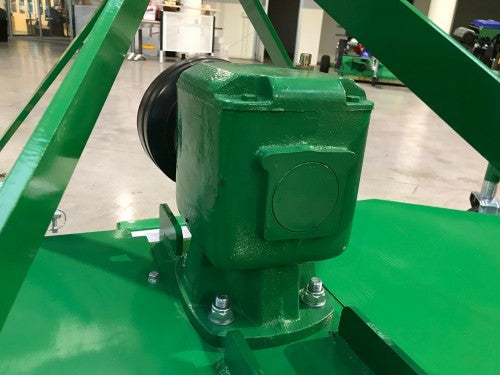 Piatto tosaerba con ruote pivottanti marca GEO modello DM 210 N