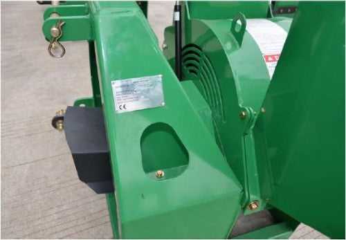 Cippatrice con doppia tramoggia marca GEO modello ECO 20