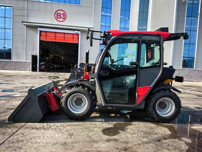 Sollevatore telescopico compatto AgriDolomiti Tech 1240P
