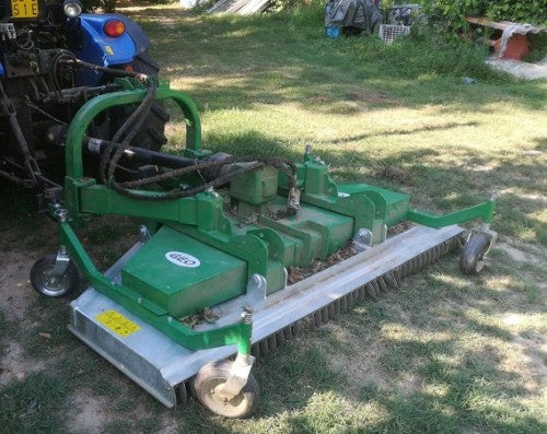 Piatto tosaerba con traslatore idraulico marca GEO modello DM210-3