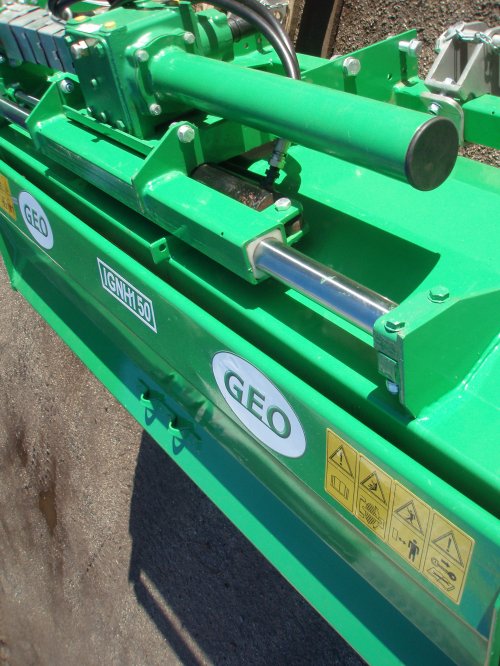 Fresa pesante con spostamento idraulico marca GEO modello IGNH