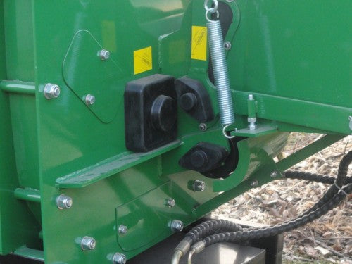 Cippatrice a impianto idraulico indipendente marca GEO modello ECO 17H